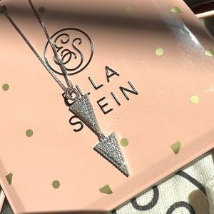 .925 SS & Diamond necklace, with beautiful geometric design!